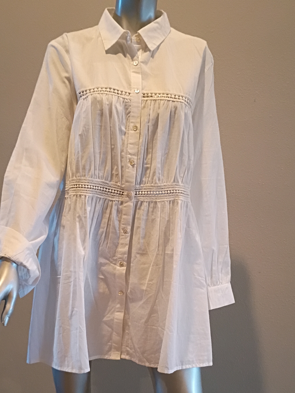 Women's White Button-Front Crochet-Trim Tunic
